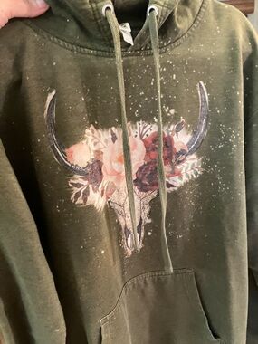 Women's Olive Green Floral Skull Pullover Hoodie